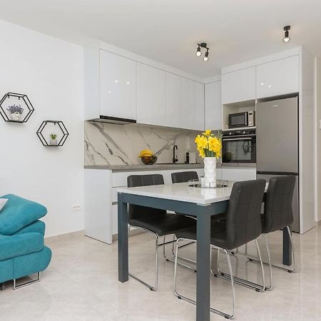 Apartment Ema Makarska Exterior foto