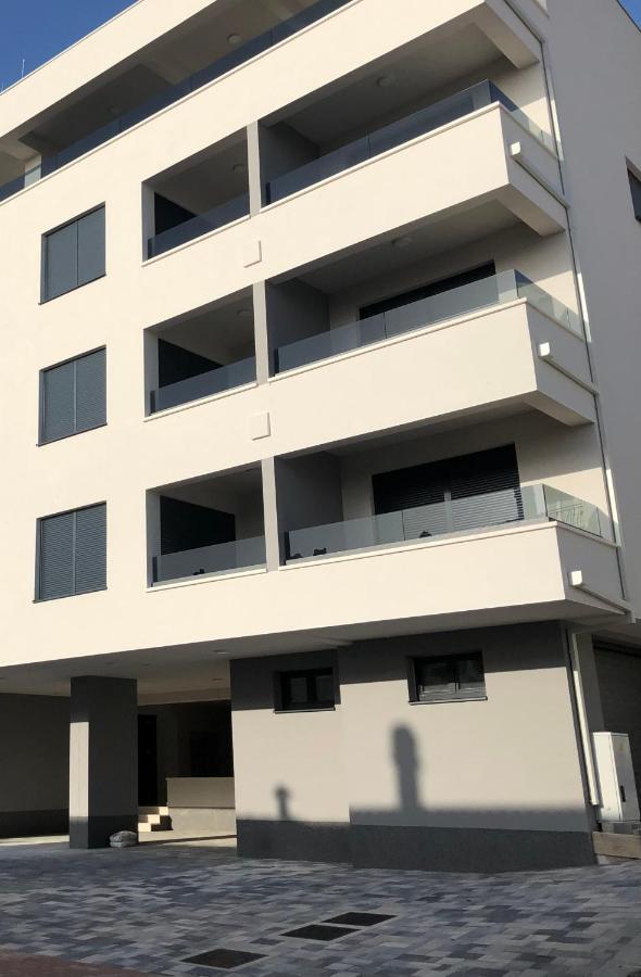 Apartment Ema Makarska Exterior foto